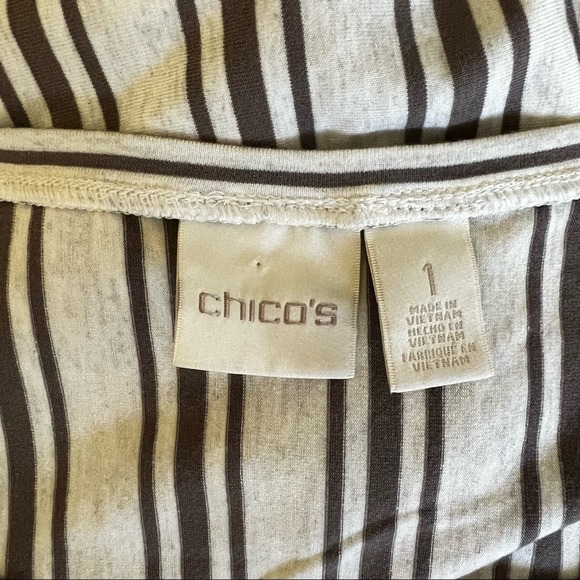 Chicos  Short Sleeve Top Size 1 Medium - Picture 4 of 5